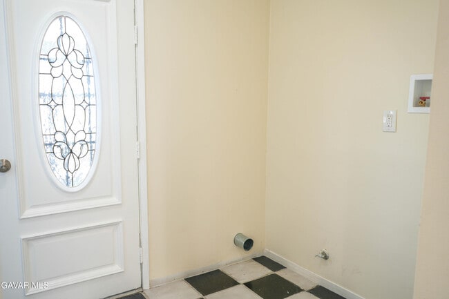 Building Photo - 3063 Randolph St