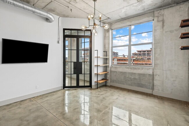 Building Photo - 445 N Andrews Ave