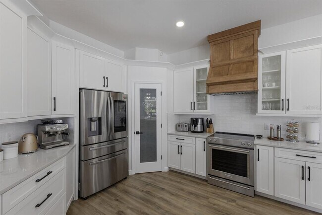 Building Photo - 9405 Boxthorn Pl