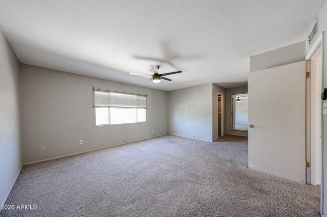 Building Photo - 4028 N Granite Reef Rd