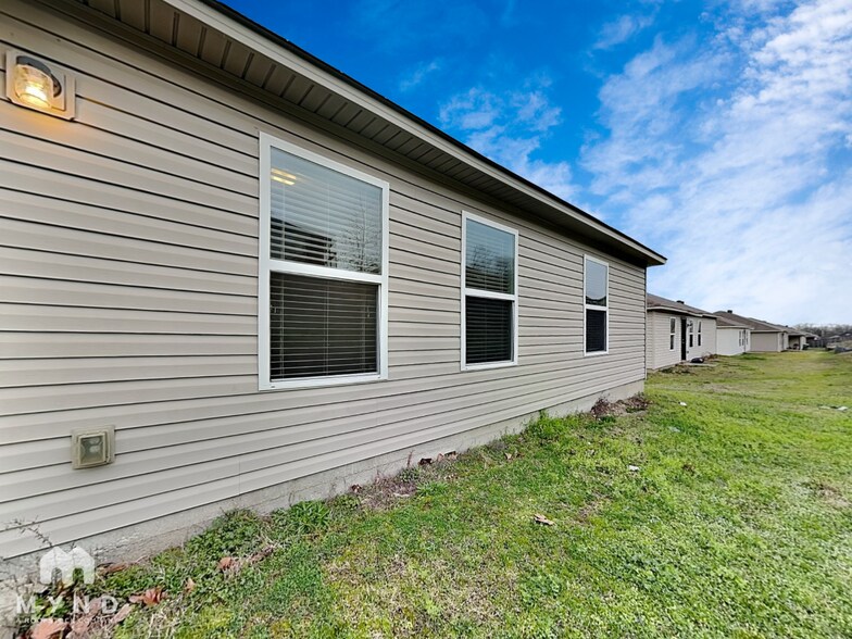 Building Photo - 11301 Bock Rd