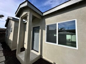 Building Photo - 3617 W Victory Blvd