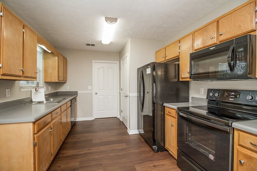 Building Photo - 1211 Azure Way