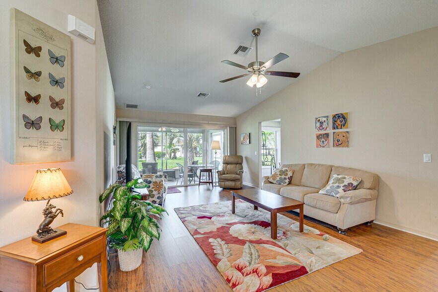 Building Photo - 15870 SW 16th Avenue Rd