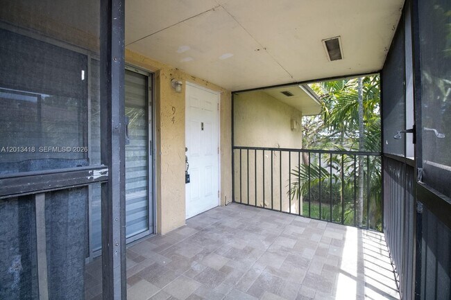 Building Photo - 15629 SW 73rd St