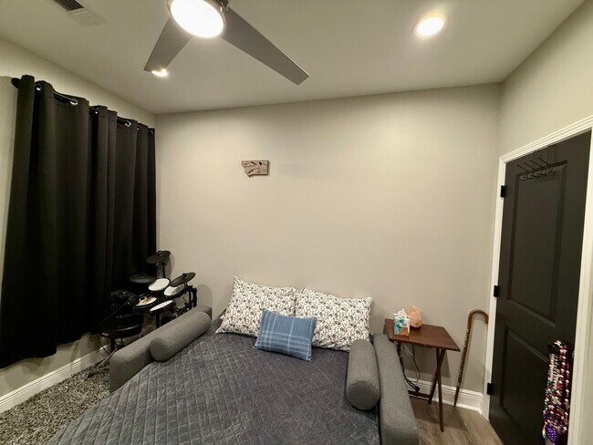 Building Photo - 1362 Harrison Ave