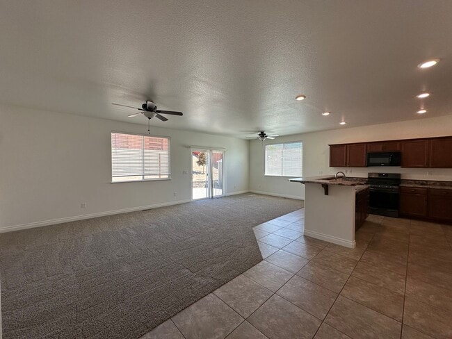 Building Photo - Beautiful Cold Springs Home