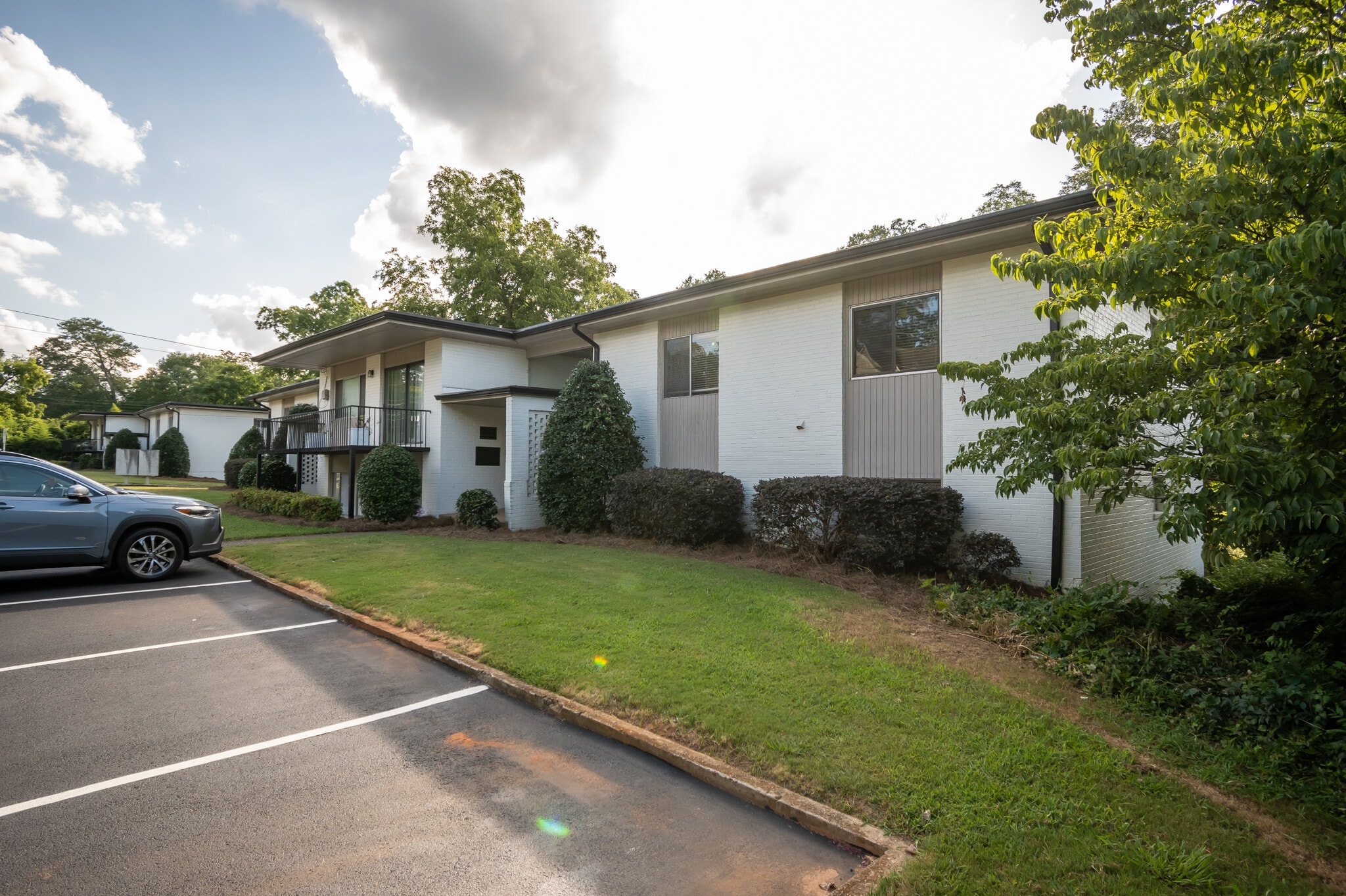 Building Photo - 1794 S Lumpkin St