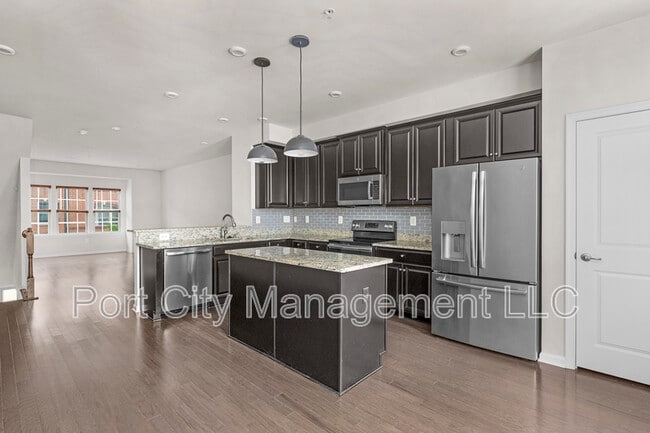 Building Photo - 4613 Marlene Mews