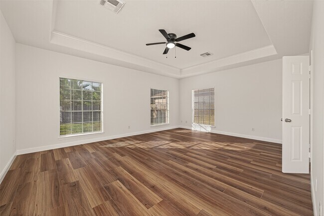 Building Photo - 2834 Martina Dr