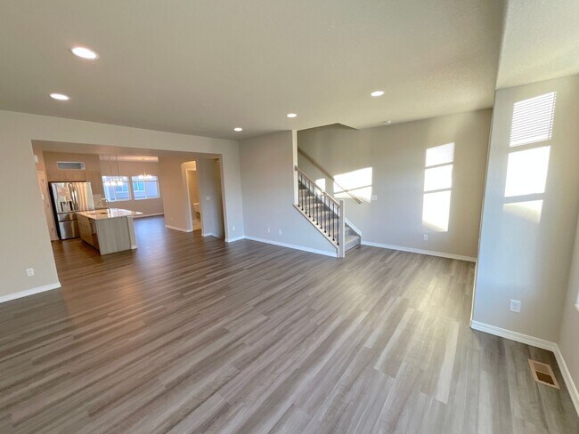 Building Photo - 4 Bedroom Townhome Available Near Tutt Blvd & E Woodmen Rd