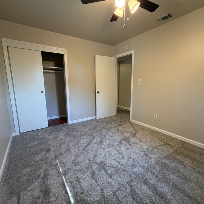 Building Photo - Adorable house with large deck,  yard and RV access