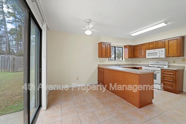 Building Photo - 500 Padens Chase Ct