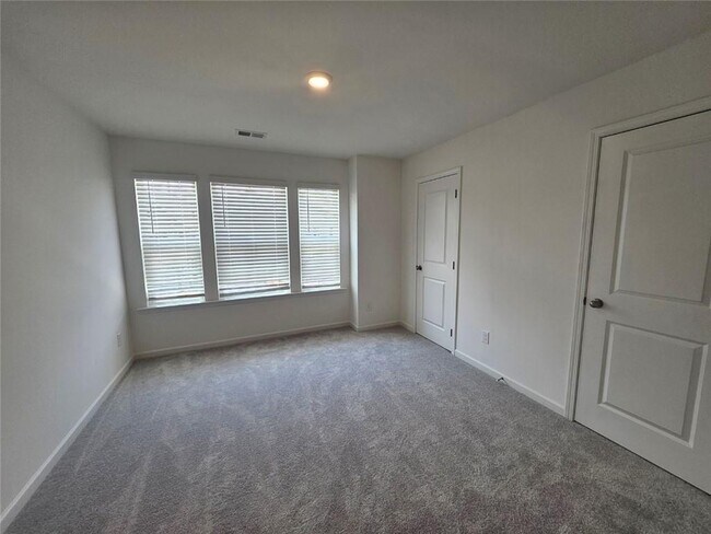 Building Photo - 1853 Frisco Wy