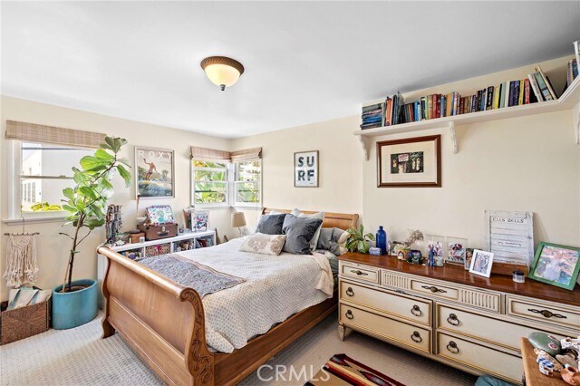 Building Photo - 773 St Ann's Dr