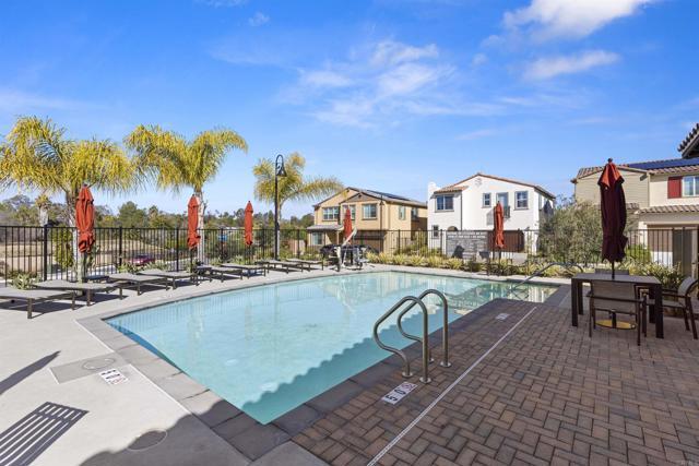 Building Photo - 895 Brookdale Dr
