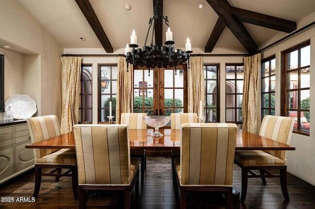 Building Photo - 4949 E Lincoln Dr