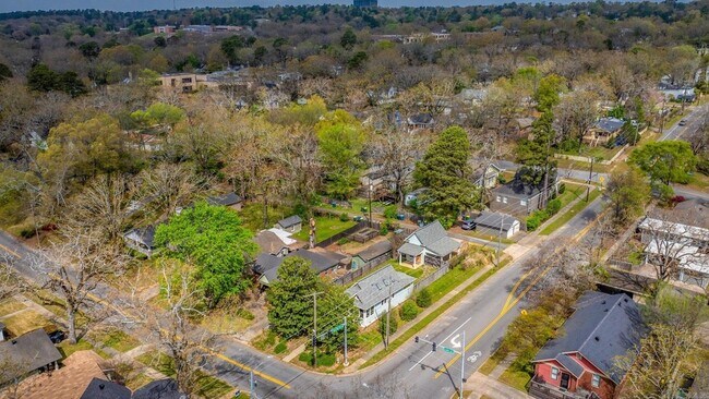 Building Photo - 5100 Lee Ave