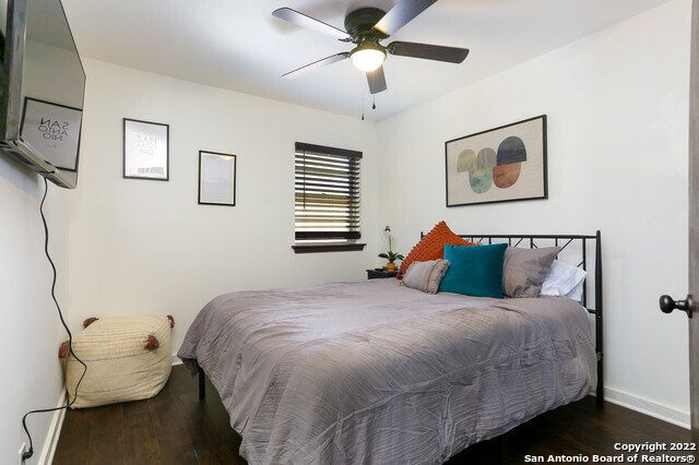 Building Photo - 1015 Cerro Alto Dr