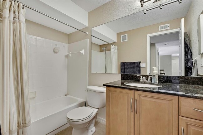 Building Photo - 3311 Haviland Ct