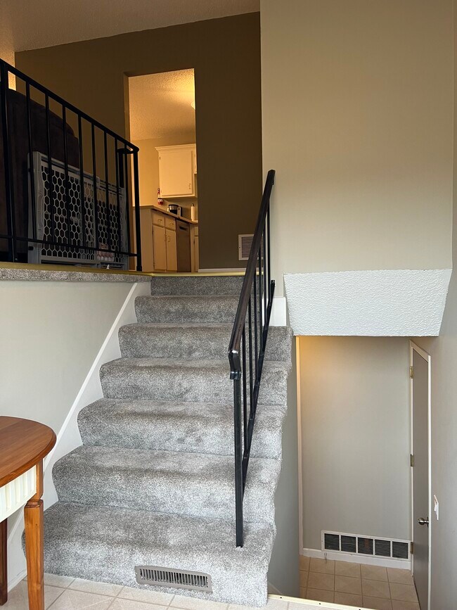 Building Photo - 2497 Copper Cliff Trail