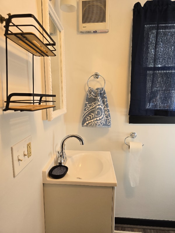 Building Photo - 167 Howard Rd