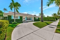 Building Photo - 136 Worth Ct S