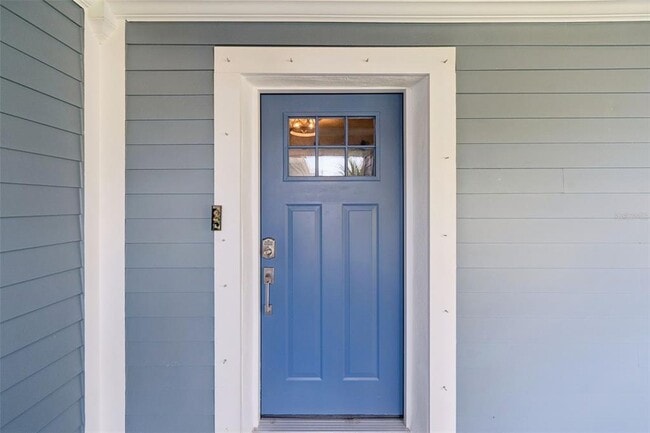 Building Photo - 292 Sunlit Cove Dr NE