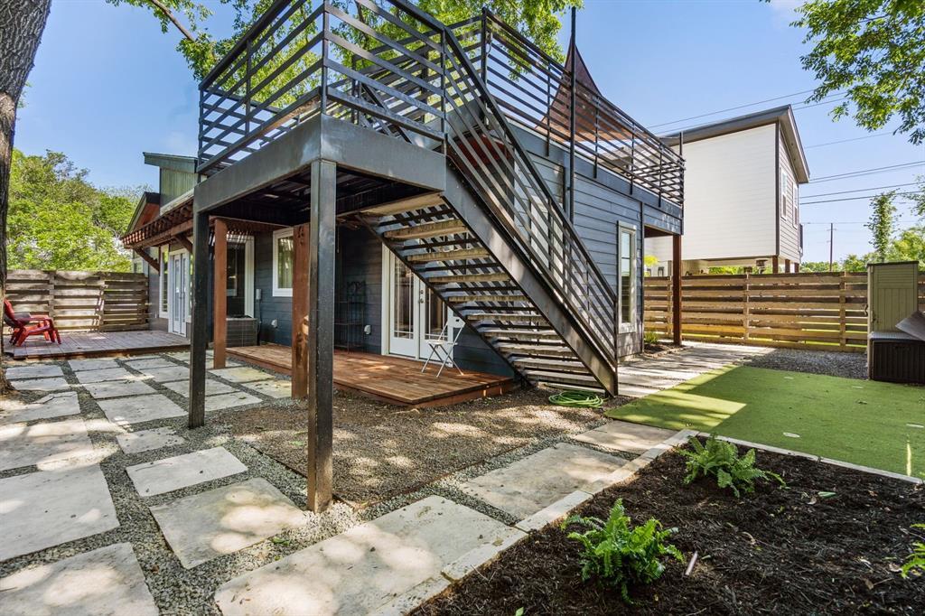 Building Photo - 1005 Mansell Ave