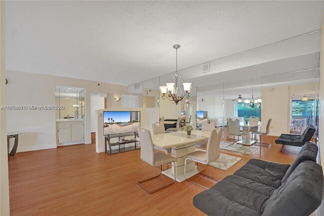 Building Photo - 1201 S Ocean Dr