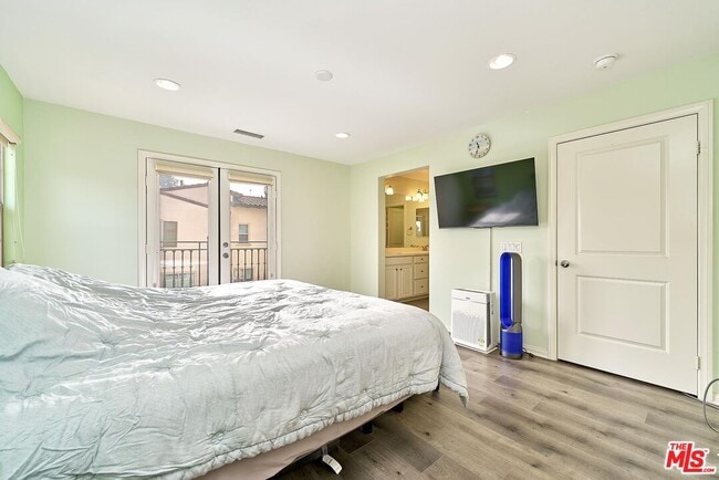 Building Photo - 11842 Nixon Ln