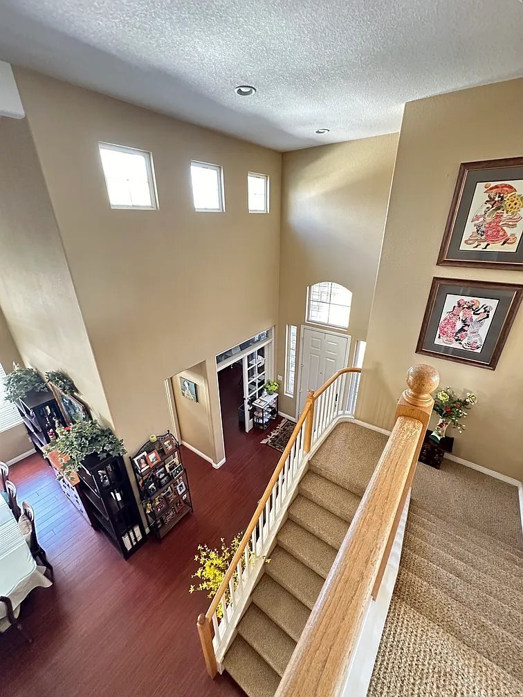 Building Photo - 46073 Via La Colorada