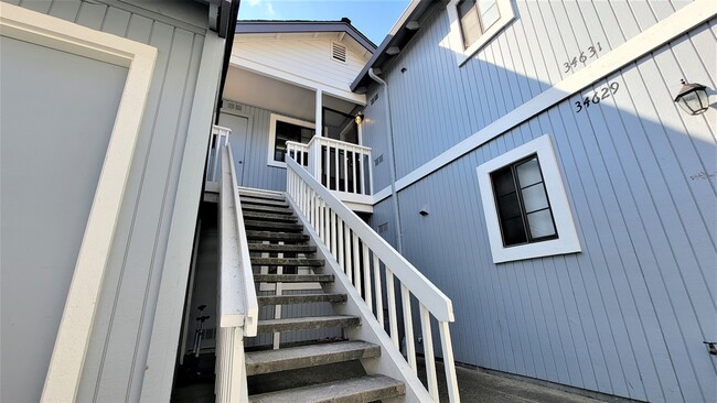 Building Photo - 34631 Musk Terrace