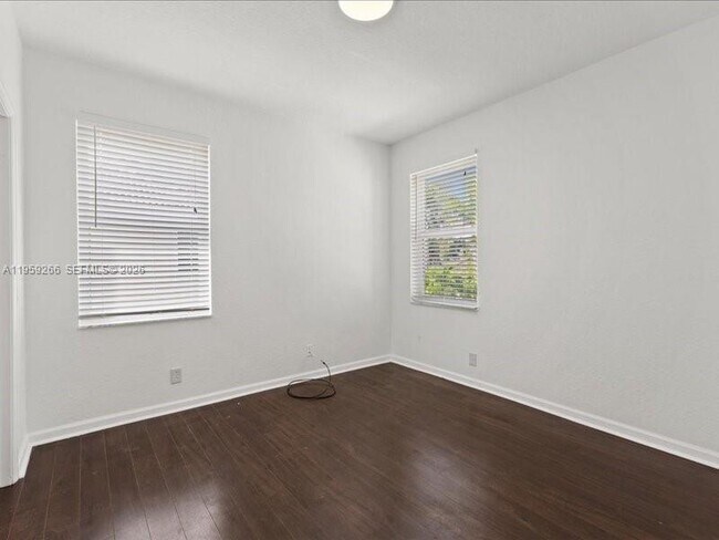 Building Photo - 1819 Mariners Ln