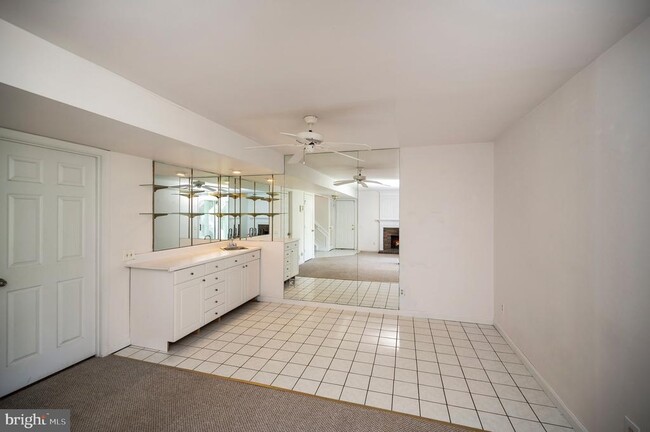 Building Photo - 17 Banbury Ct