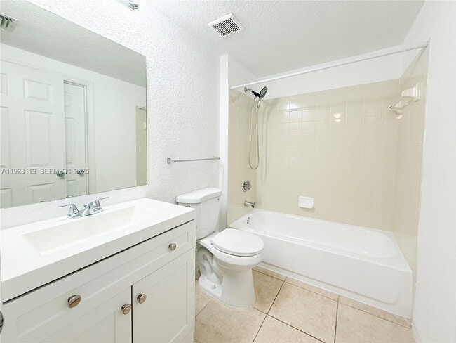 Building Photo - 308 Belmont Ln