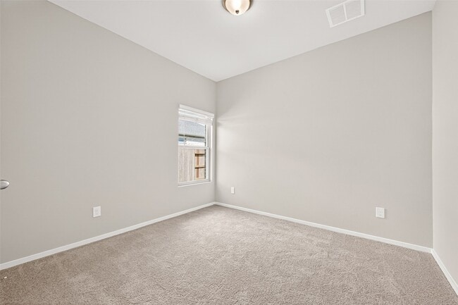 Building Photo - 5330 Buffalo Grass Ln