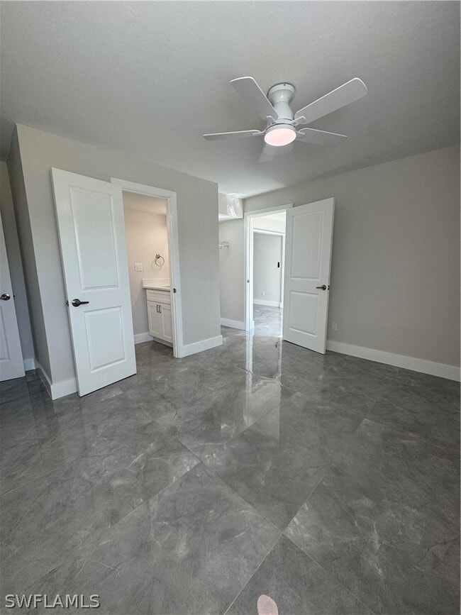 Building Photo - 637 12th Ave S