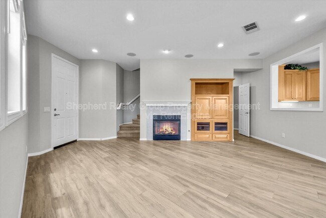 Building Photo - 5730 Autumnwood Ln