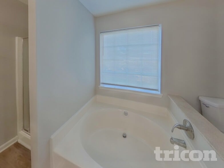 Building Photo - 2921 Barbee Ct