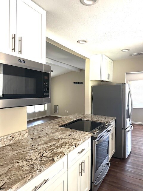 Kitchen - 3508 Grande Bulevar