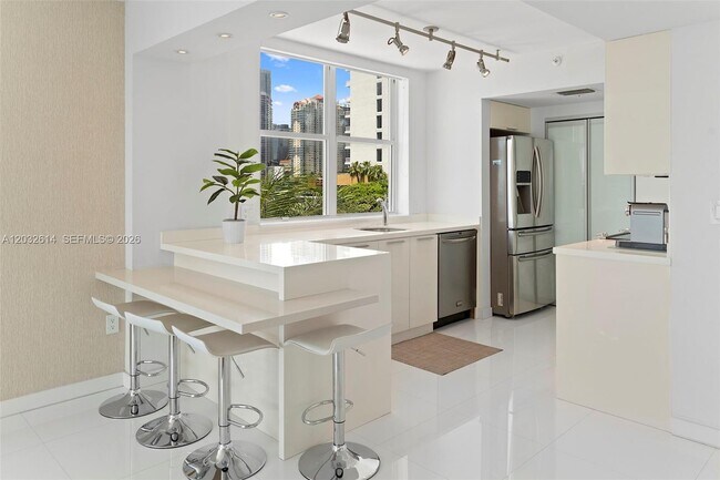 Building Photo - 800 Claughton Island Dr