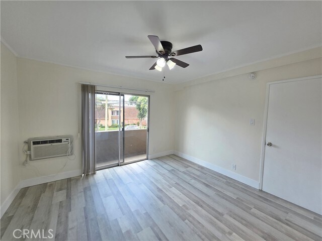 Building Photo - 14609 Saticoy St