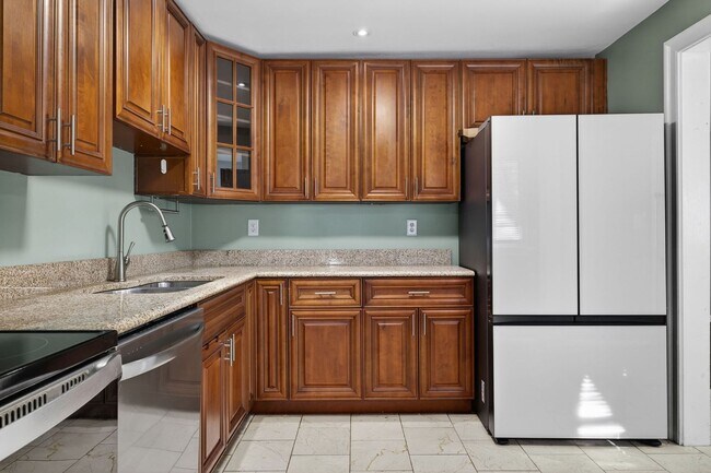 Building Photo - 4713 Clintwood Dr