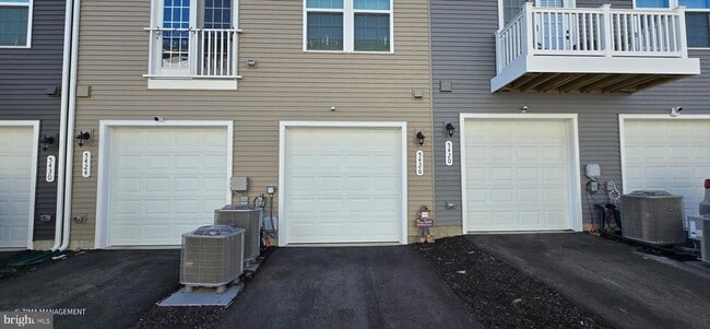 Building Photo - 5426 Greenpoint Ln