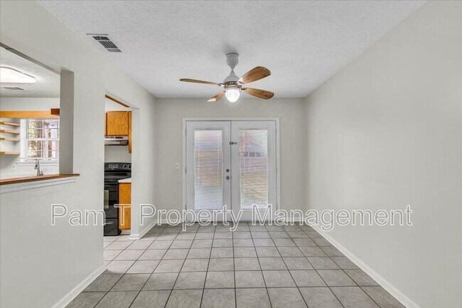 Building Photo - 4 Gunpowder Ct