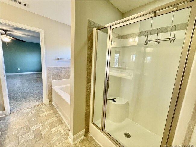 Building Photo - 211 Executive Dr