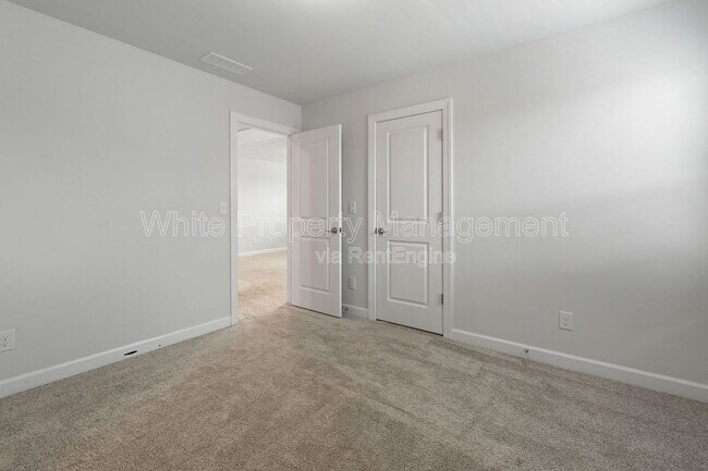 Building Photo - 4962 Durneigh Dr
