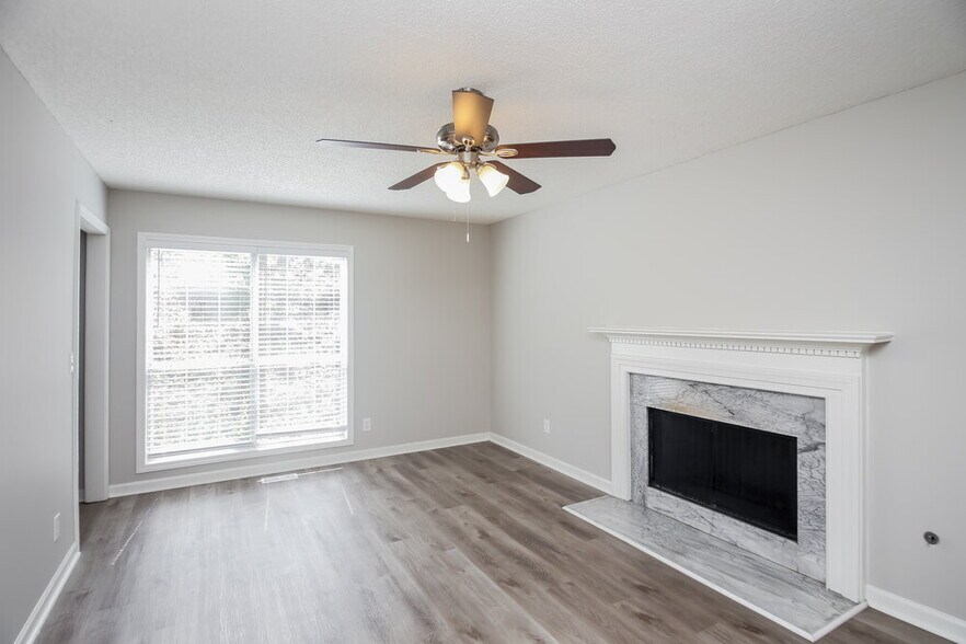 Building Photo - 1929 Knipe Dr SW