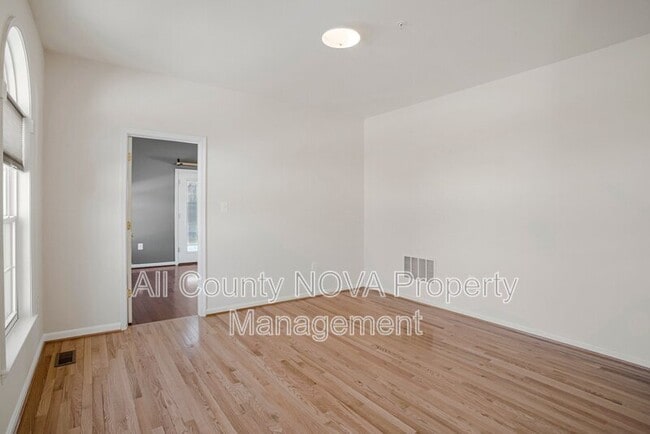 Building Photo - 12105 N Keys Rd